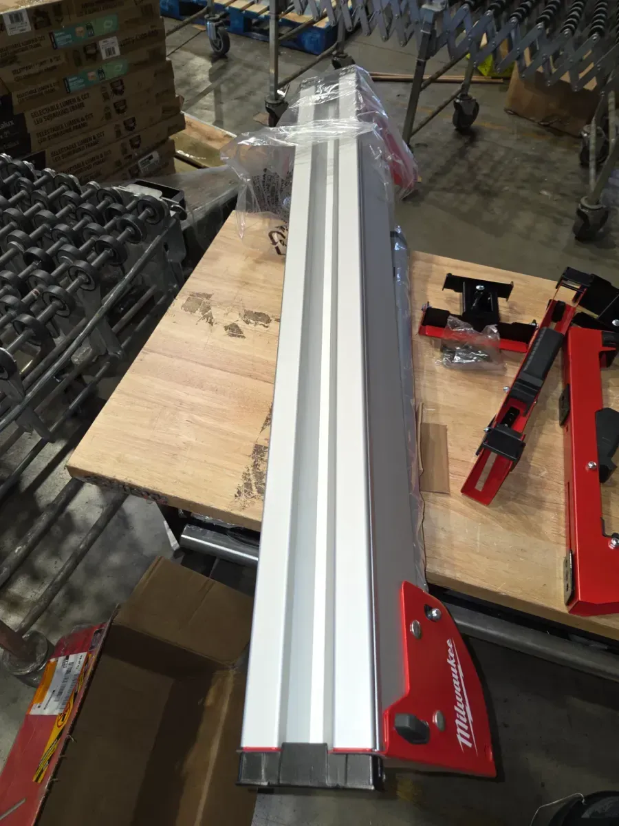 Folding Miter Saw Stand - image 4