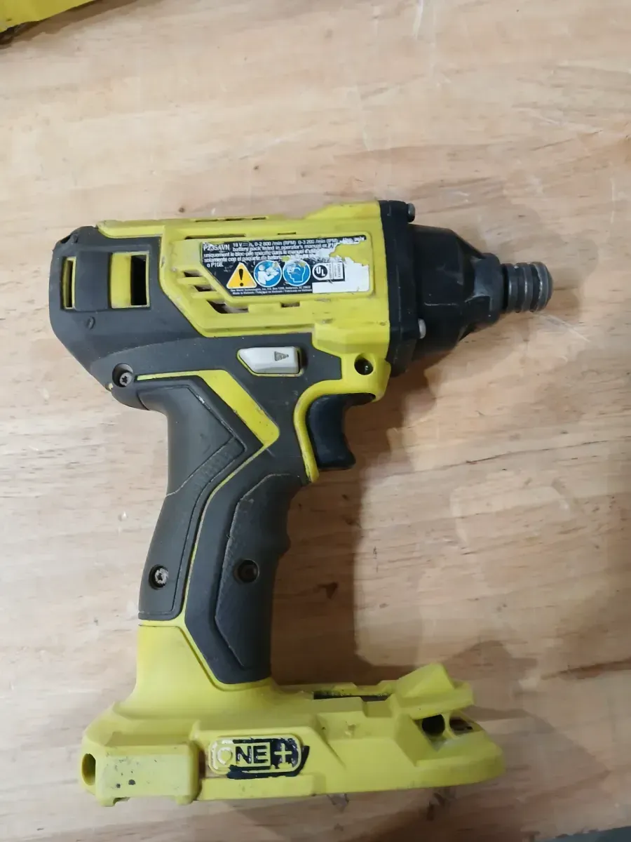 ***It is missing a few accessories***.ONE+ HP 18V Brushless Cordless Compact 1/4 in. Hex Impact Driver Kit with (2) 1.5 Ah Batteries and Charger - image 2