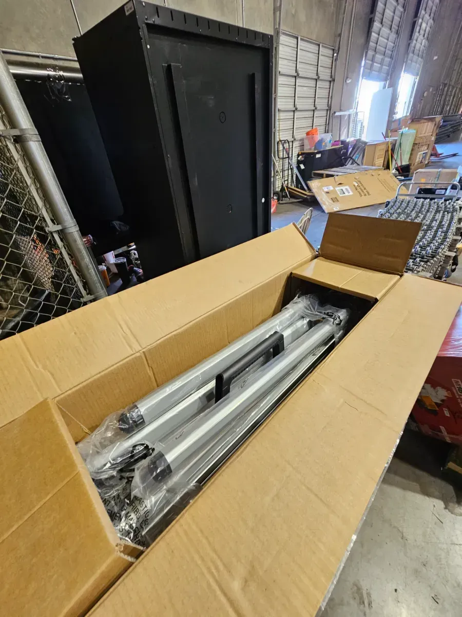 Folding Miter Saw Stand - image 3