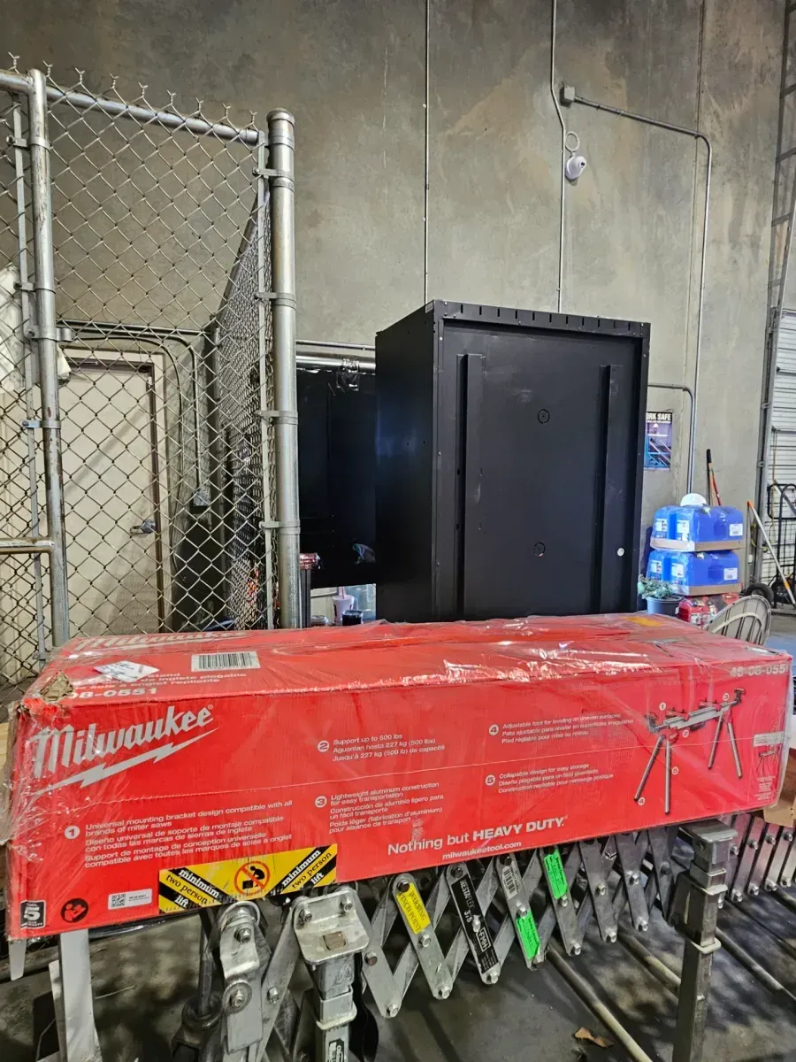 Folding Miter Saw Stand - image 4