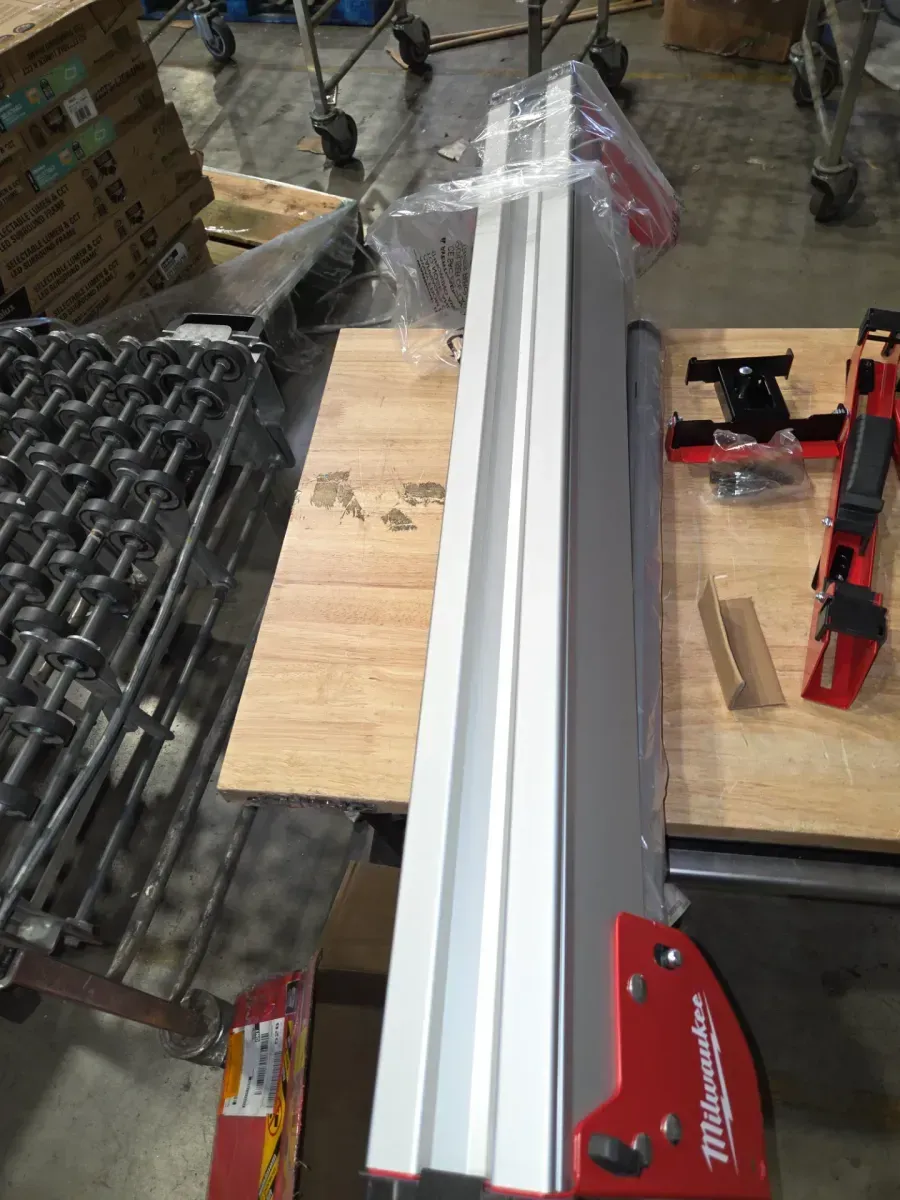 Folding Miter Saw Stand - image 3