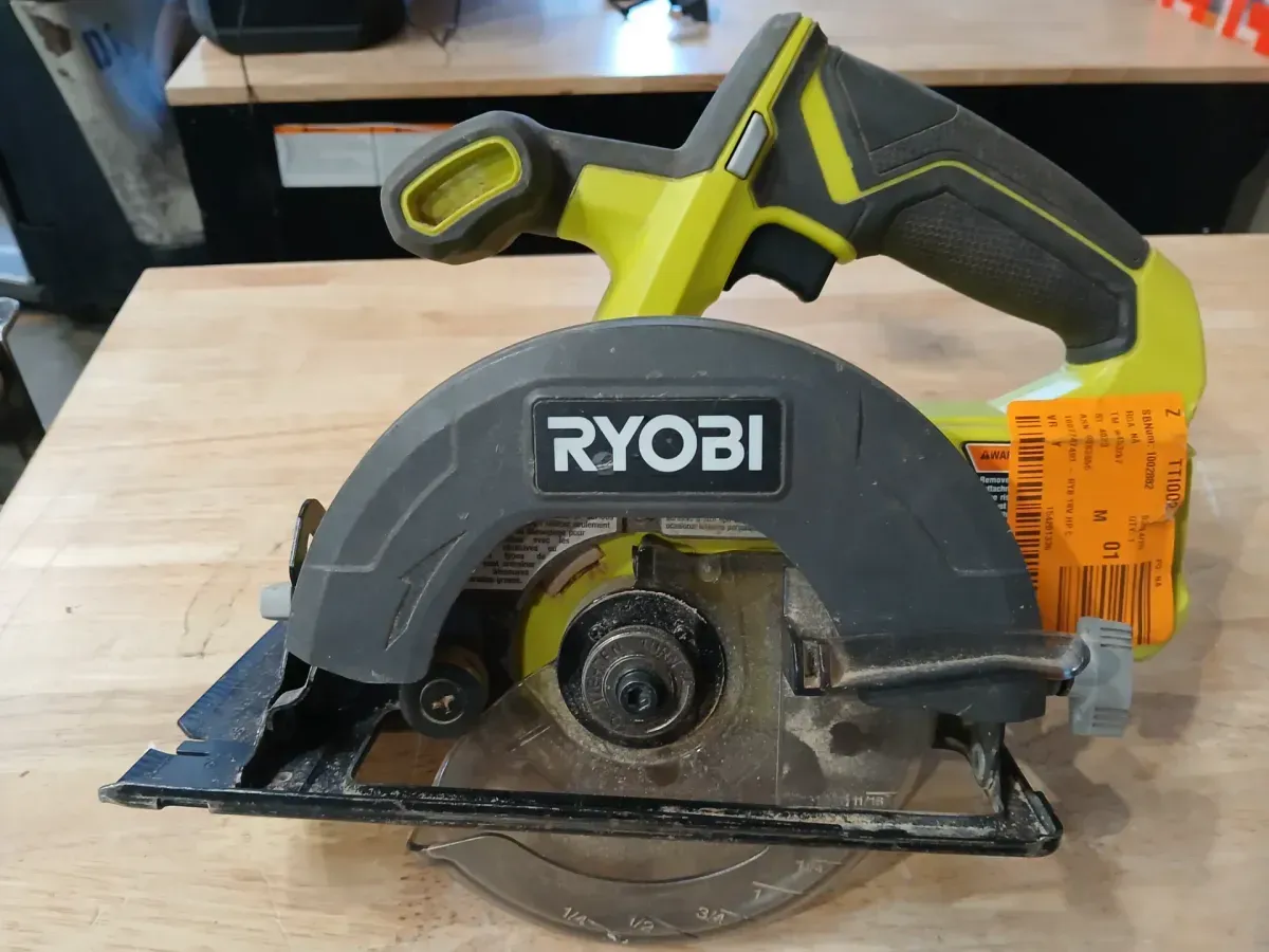 ***Non-functional***ONE+ HP 18V Brushless Cordless Compact 6-1/2 in. Circular Saw (Tool Only) - image 3