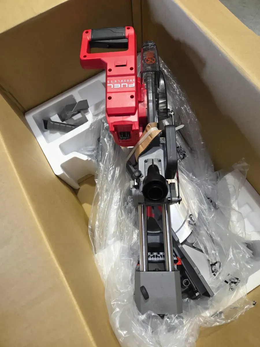 M18 FUEL 18V 10 in. Lithium-Ion Brushless Cordless Dual Bevel Sliding Compound Miter Saw Kit with One 8.0 Ah Battery - image 2