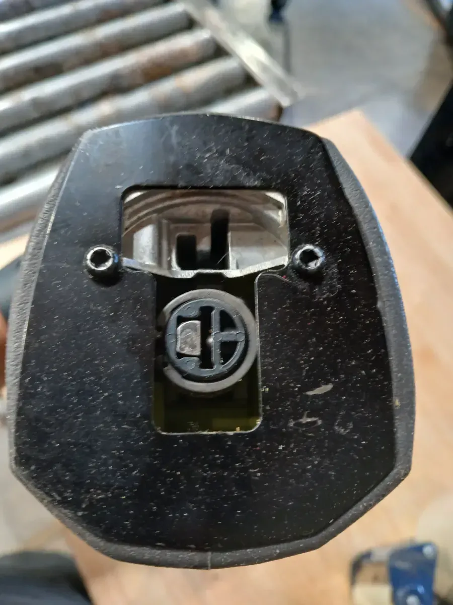 12 Amp Corded Reciprocating Saw - image 2