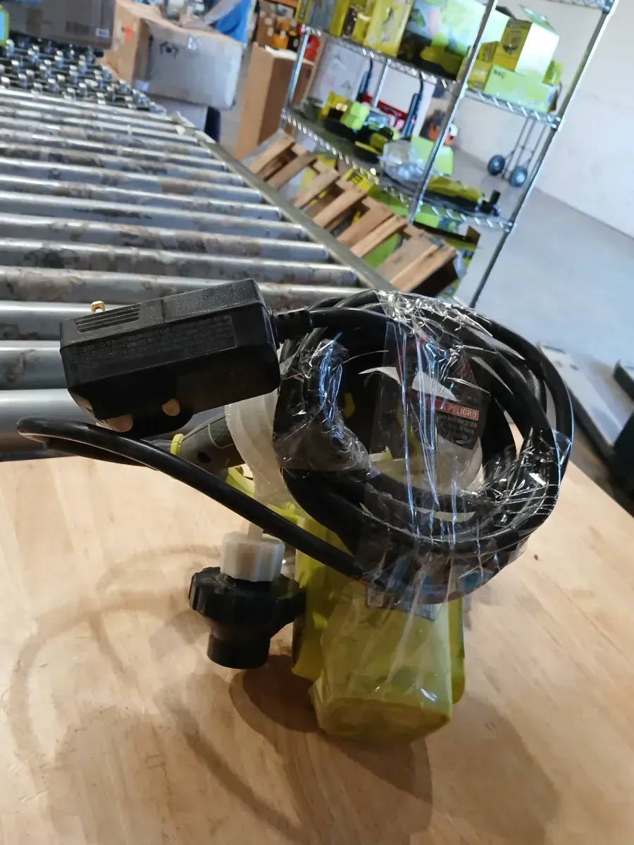 ***It is missing a few accessories.******Non-functional***Ryobi 4” Hand Held Corded Tile Saw TC4011 Tool Only - image 1