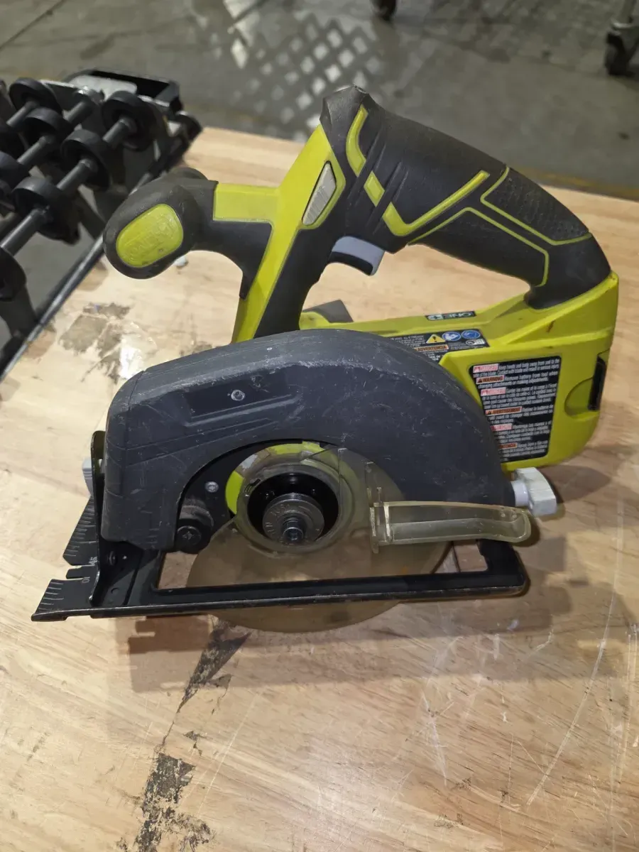 ***Non-functional***ONE+ HP 18V Brushless Cordless Compact 6-1/2 in. Circular Saw (Tool Only) - image 2