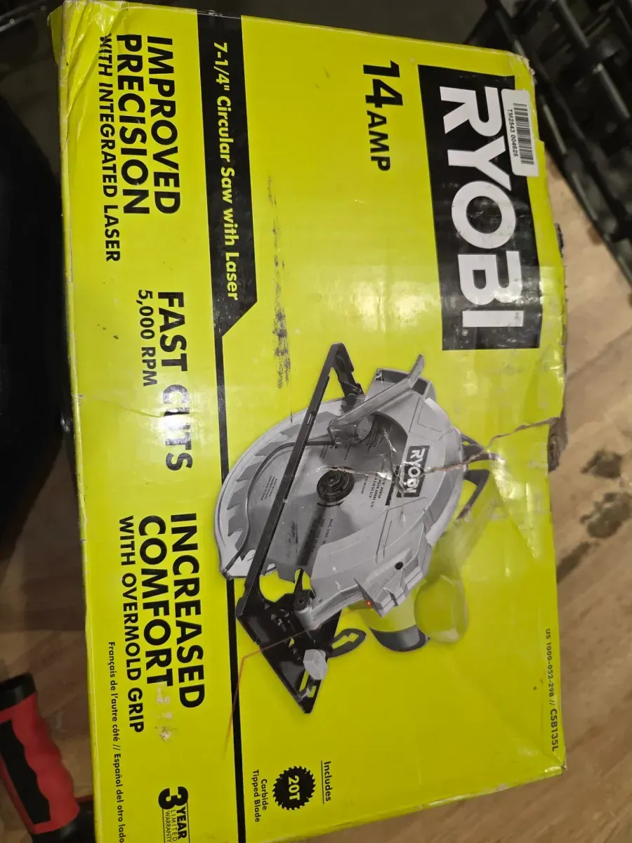 **NON FUNCTIONAL**14 Amp 7-1/4 in. Circular Saw with Laser - image 5