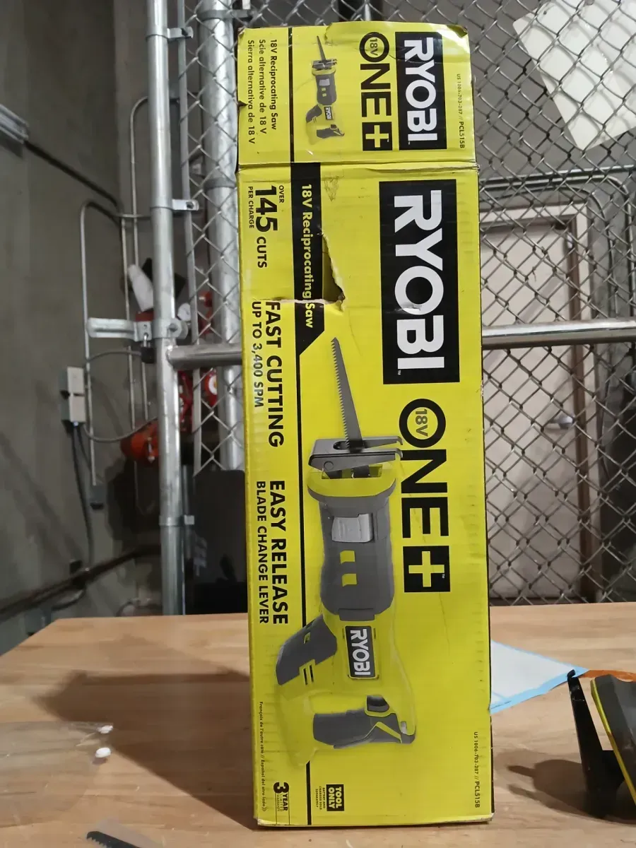 **NON FUNCTIONAL** ONE+ 18V Cordless Reciprocating Saw (Tool Only) - image 3
