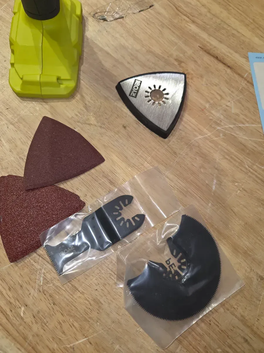 **NON FUNCTIONAL** ONE+ HP 18V Brushless Cordless Oscillating Multi-Tool (Tool Only) - image 3