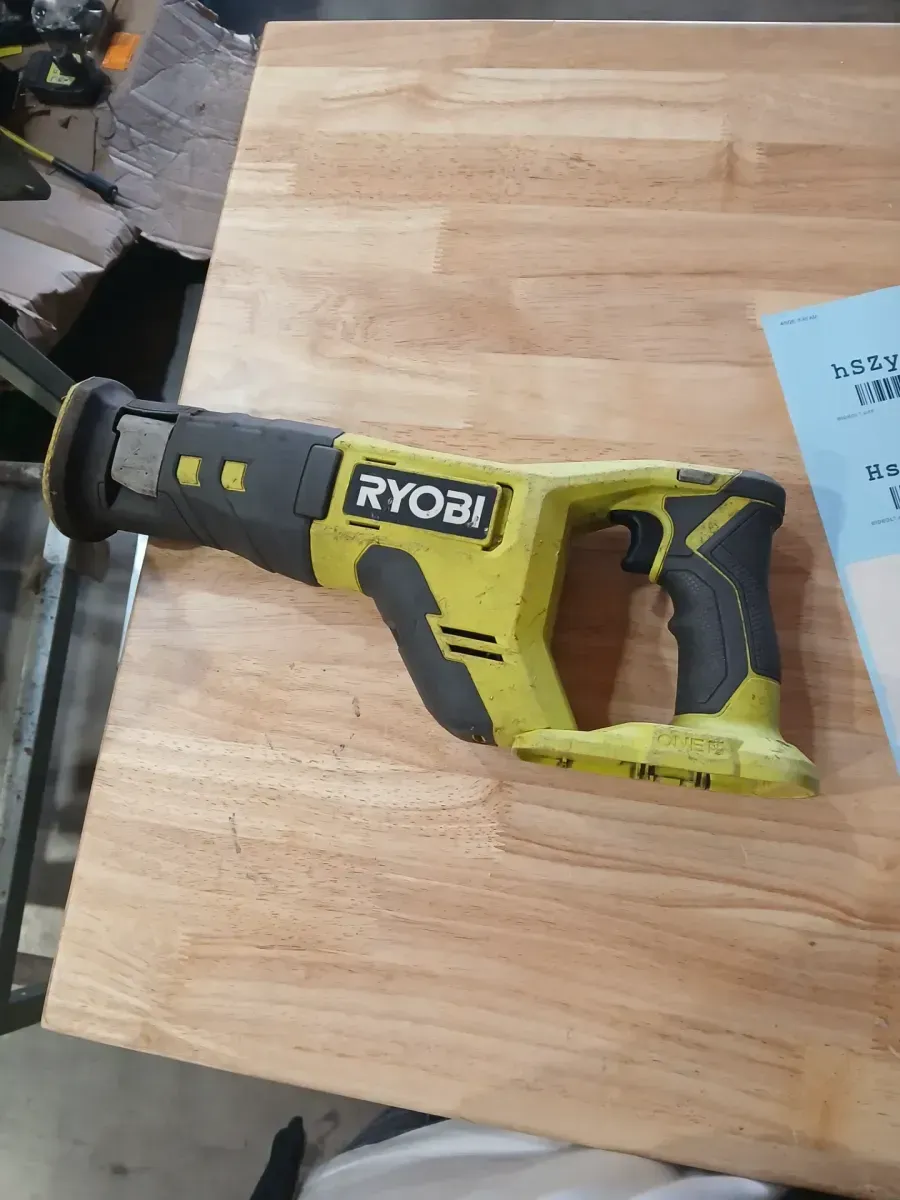 **NON FUNCTIONAL** ONE+ 18V Cordless Reciprocating Saw (Tool Only) - image 3