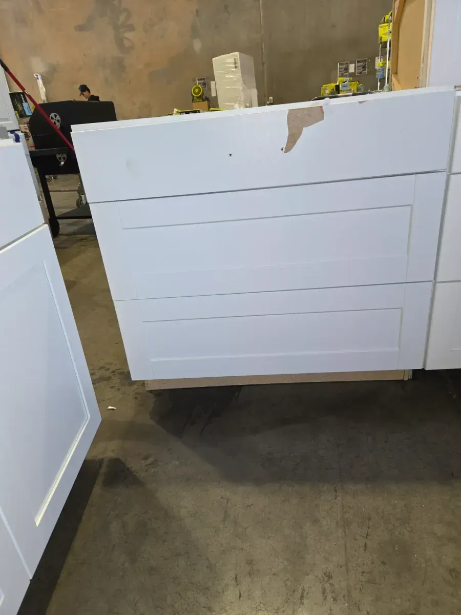 White Shaker Style Kitchen Base Cabinet Set - image 3