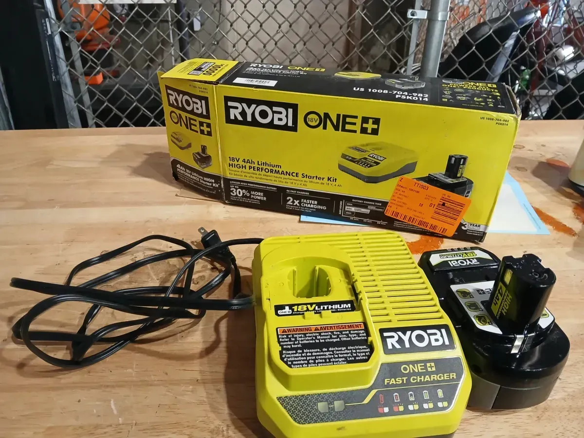 ** NON Functional** ONE+ 18V HIGH PERFORMANCE Starter Kit with 4.0 Ah Battery and Charger - image 3