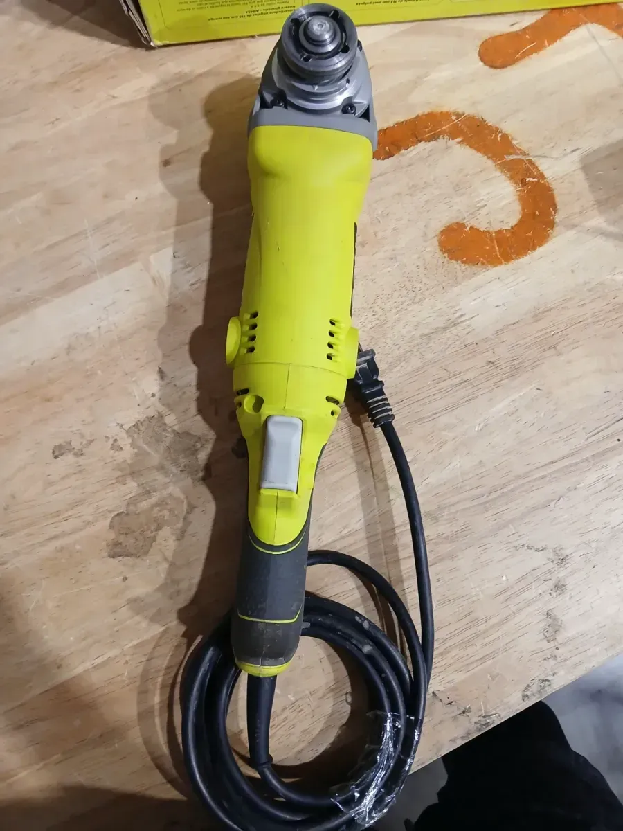 **NON FUNCTIONAL** 7.5 Amp 4-1/2 in. Corded Angle Grinder with Rotating Rear Handle - image 2