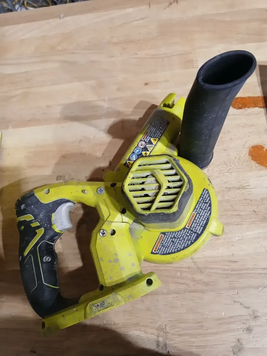 **non functional** ONE+ 18V Cordless Compact Workshop Blower (Tool Only) - image 2