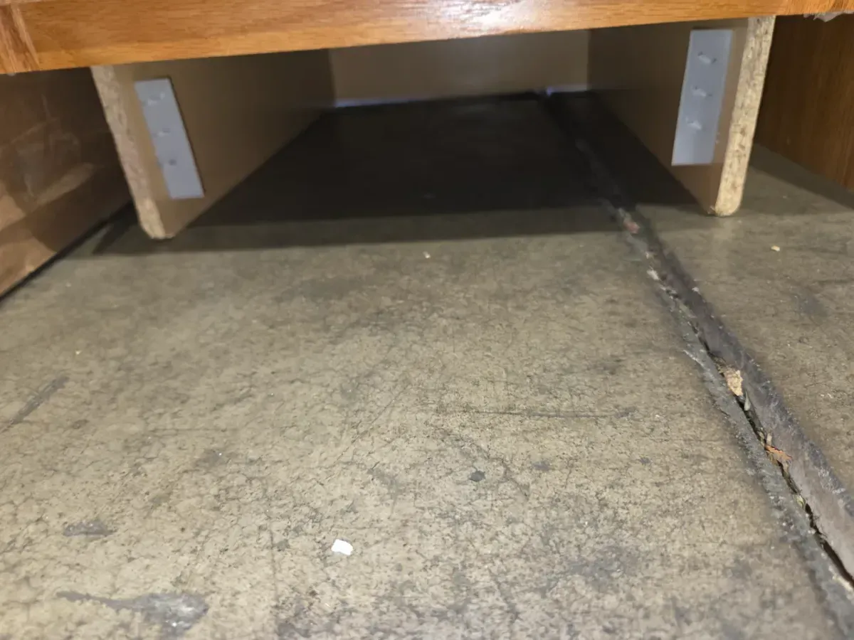 9-Piece Set of Oak Finish Raised Panel Kitchen Cabinets - image 8