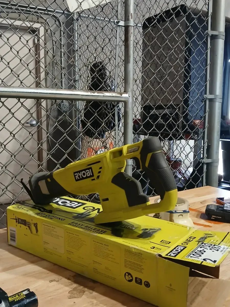 **NON FUNCTIONAL** ONE+ 18V Cordless Reciprocating Saw (Tool Only) - image 4