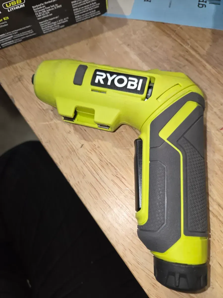 ***non functional missing battery and charging cable USB Lithium Screwdriver Kit with 2.0 Ah USB Lithium Battery and Charging Cable - image 2