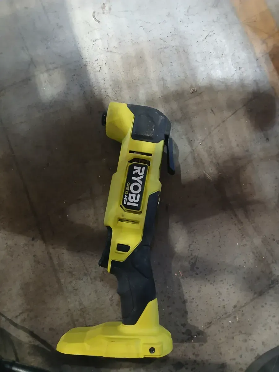 **non functional** ONE+ HP 18V Brushless Cordless Compact 3/8 in. Right Angle Drill (Tool Only) - image 2