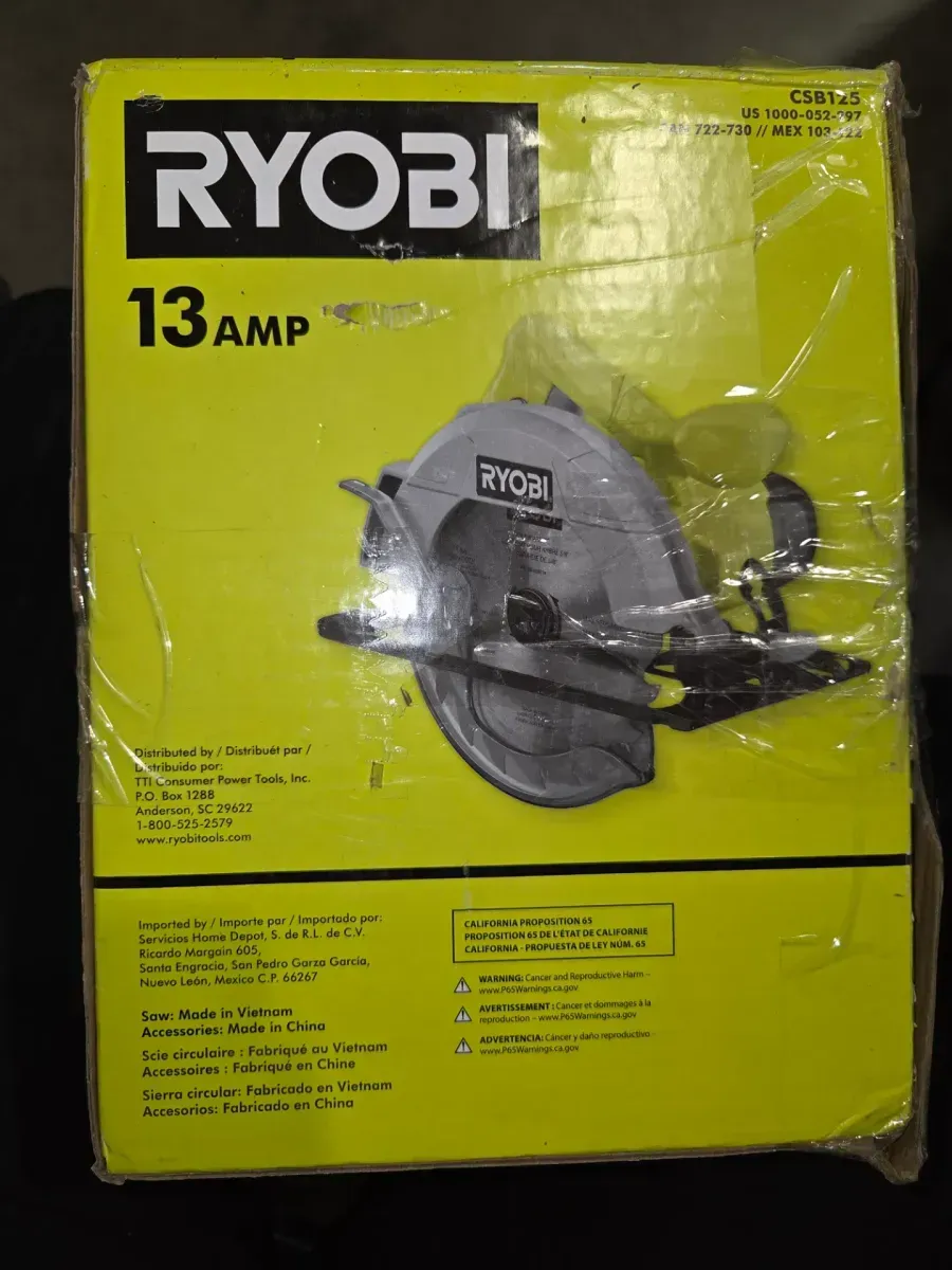 **NON FUNCTIONAL ** 13 Amp Corded 7-1/4 in. Circular Saw - image 5