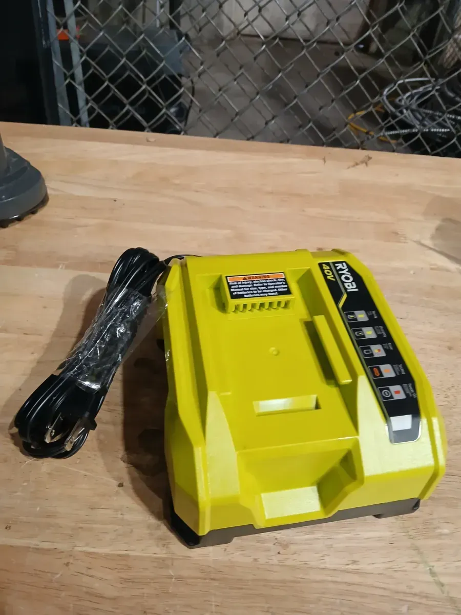 40V Lithium-Ion Rapid Charger - image 4