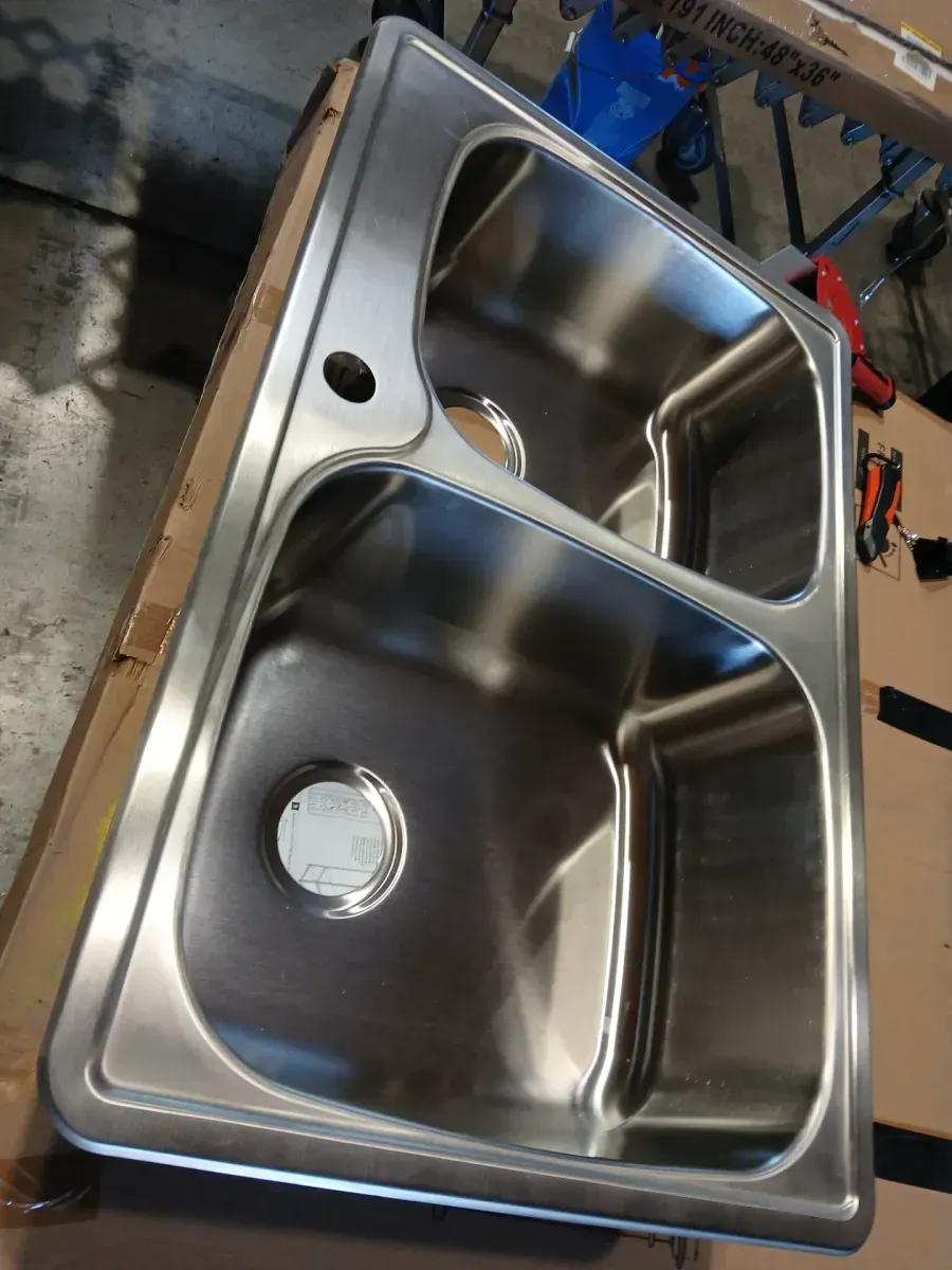 Top Mount Drop-In 18-Gauge Stainless Steel 33 in. x 22 in. x 9 in. Deep 1-Faucet Hole Double Bowl 60/40 Kitchen Sink - image 2