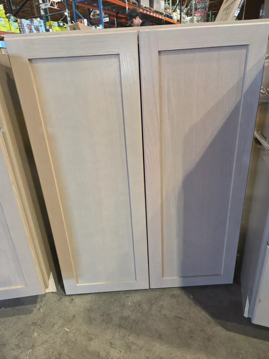 Lot of 5 Assorted Light Oak Finish Kitchen Base Cabinets - image 3