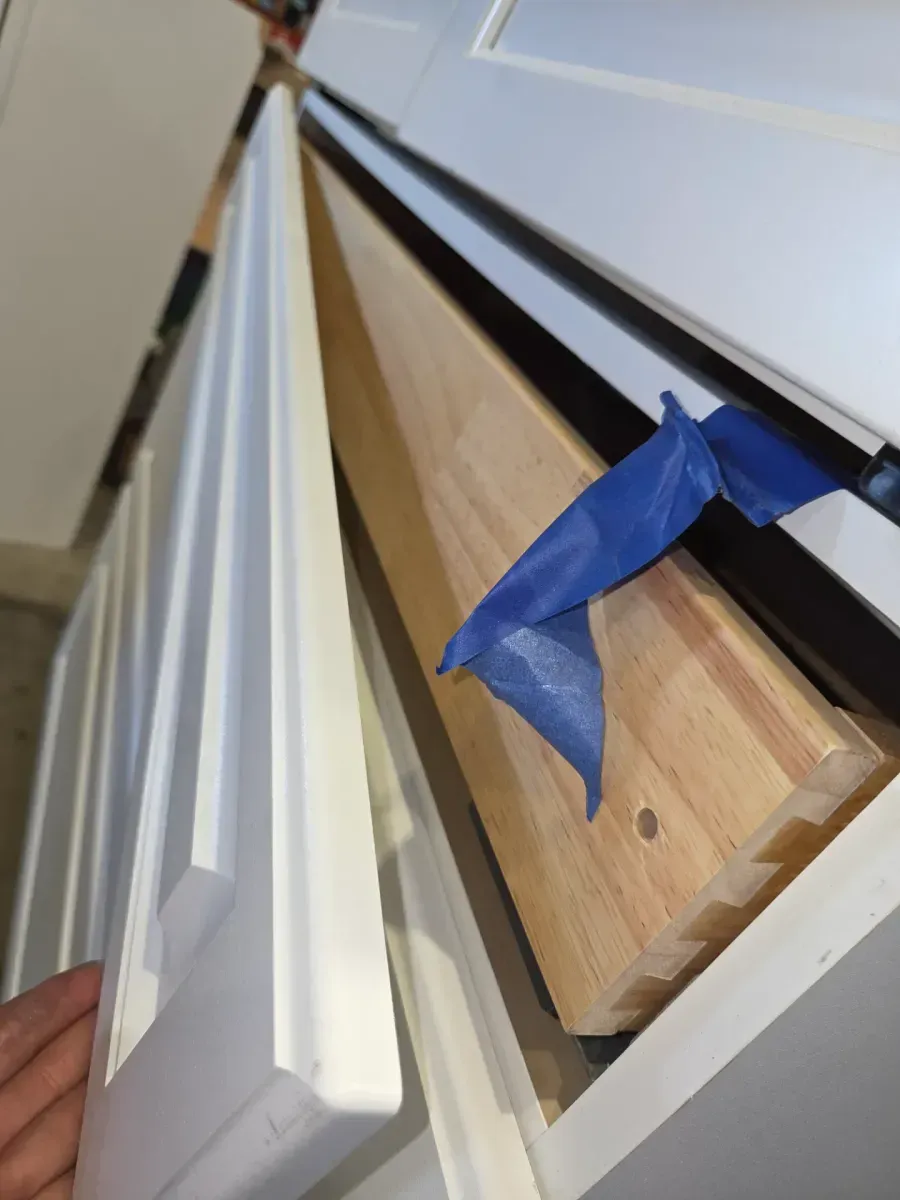 Set of 5 cabinets ( 2 upper , 3 lower  - image 11