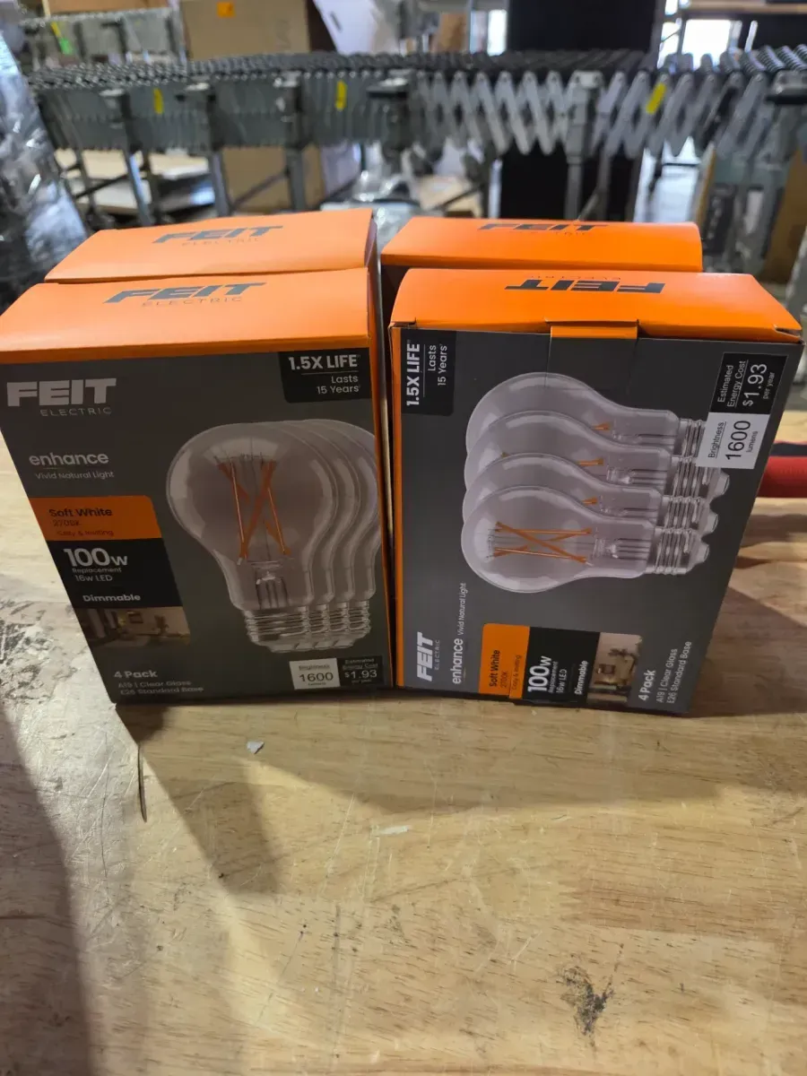 100-Watt Equivalent A-style A19 Dimmable CEC Title 20 90 CRI Clear Filament E26 LED Light Bulb Soft White 2700K (4-Pack) - image 3