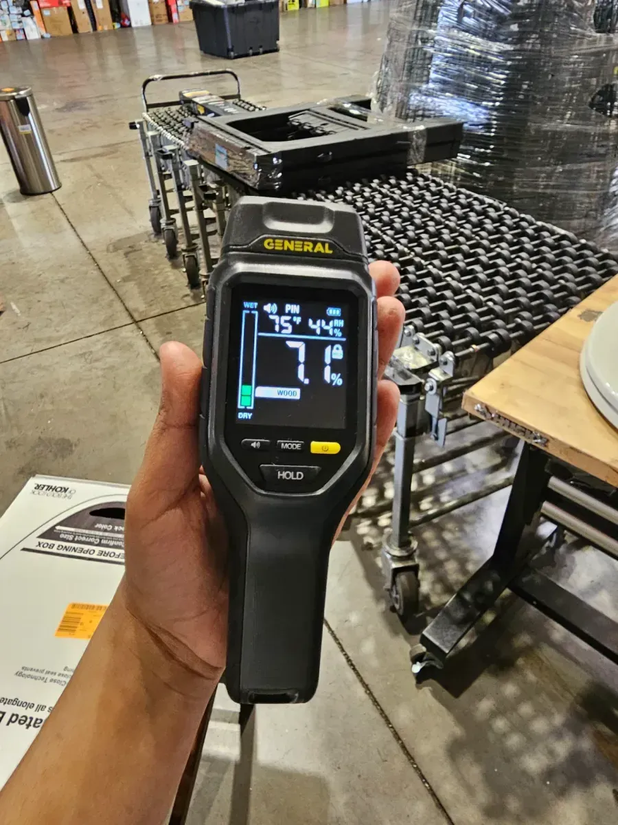 Pin Moisture Meter with Backlit Display for Wood, Drywall, and Building Materials - image 5