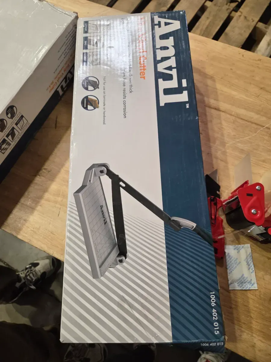 12 in. Luxury Vinyl Tile (LVT) Cutter - image 4