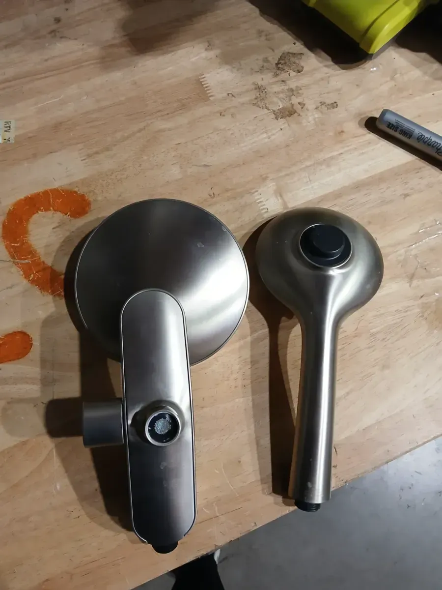 ***It does not come with the hoses*** Freespin Bellerose 3-Spray 5.25 in. Dual Wall Mount Fixed and Handheld Shower 1.75 GPM in Vibrant Brushed Nickel - image 3