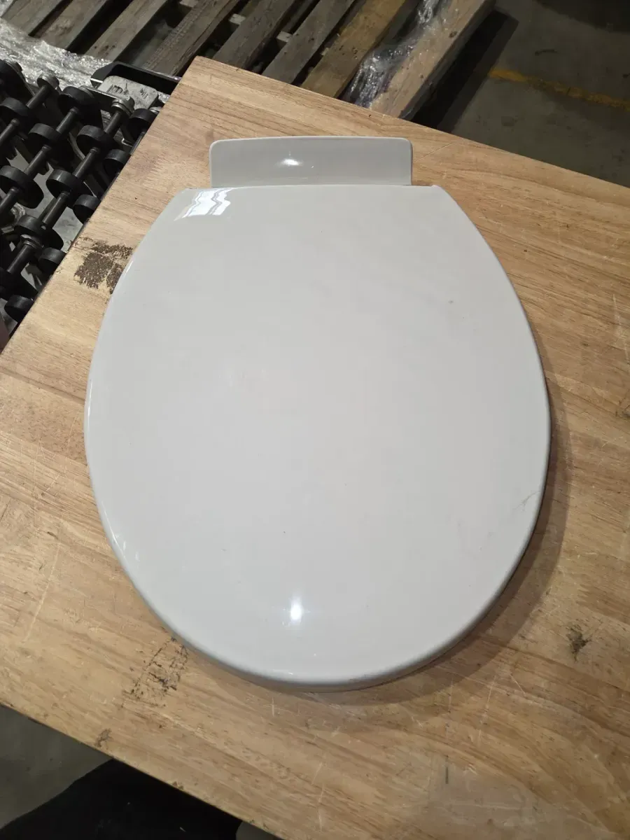 Highline Round Grip Tight Bumpers, Soft Close Toilet Seat in White - image 3