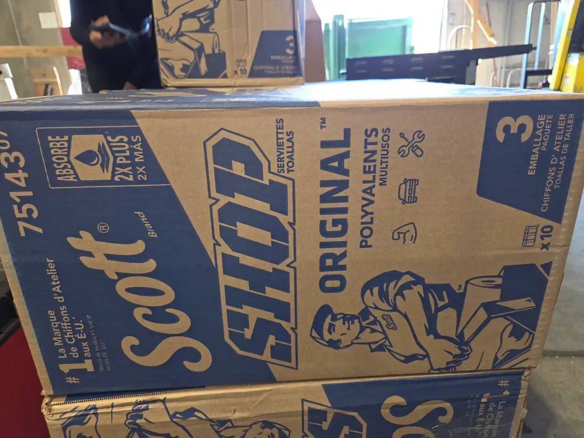 Scott Original Multi-Purpose Shop Towels, 3-Roll Pack - image 2