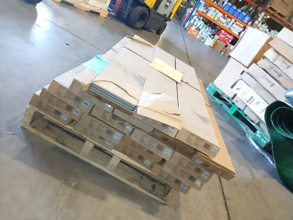 *** Set of 19 ( 406.41 sq. ft./Case) ***  Lathem Pine 20 MIL x 7 in. W x 48 in. L Waterproof Click Lock Luxury Vinyl Plank Flooring (21.39 sq. ft./Case) - image 2