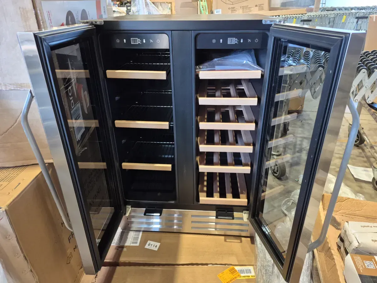 *** Damaged door handles*** Dual Zone 24 in.18-Bottle Wine and 88-Can Built-In and Freestanding Beverage Cooler, Stainless Steel - image 4