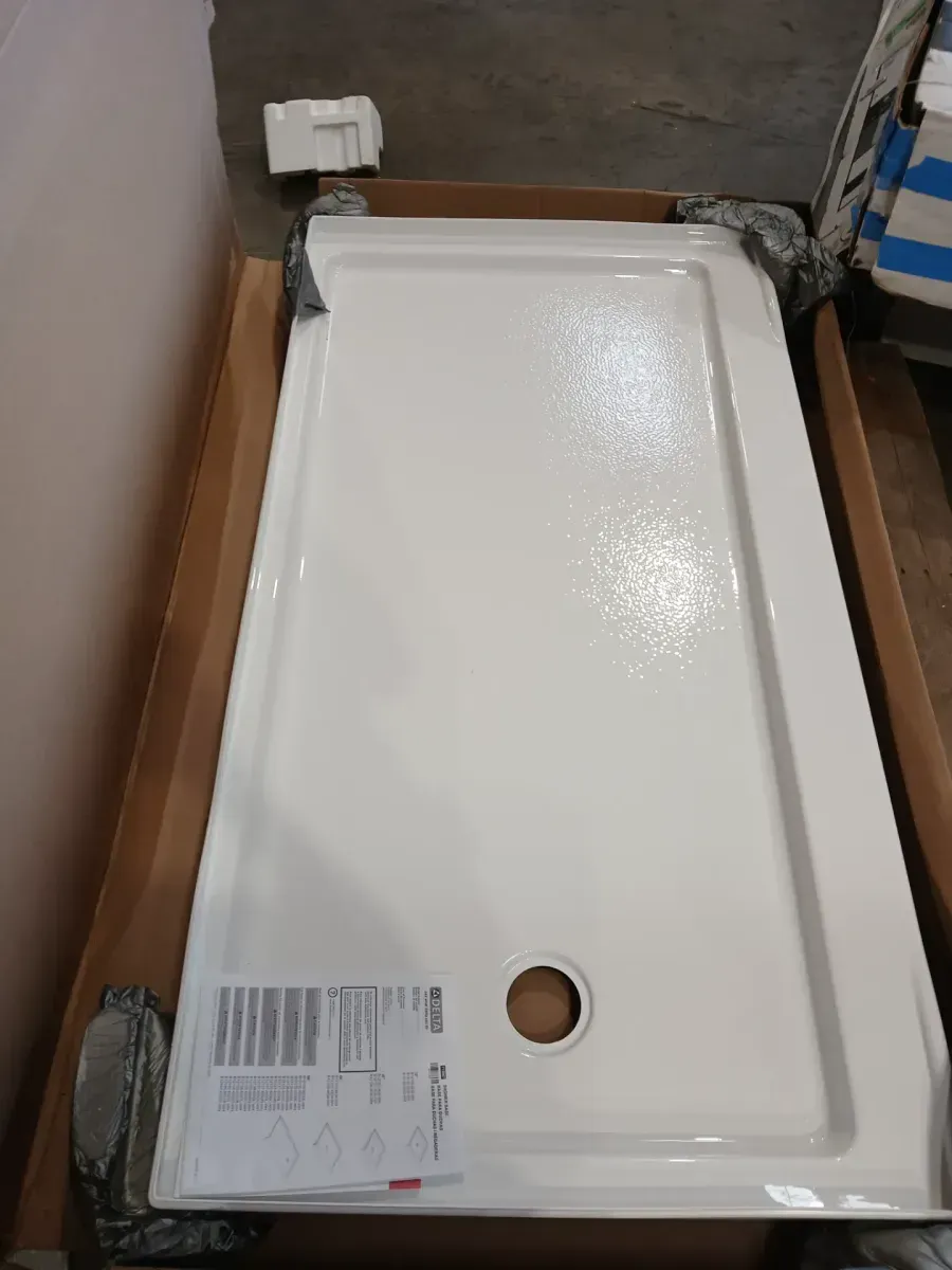 There are 5 pieces for the bathroom floor and walls—all in very good condition, in various sizes and shapes. - image 11