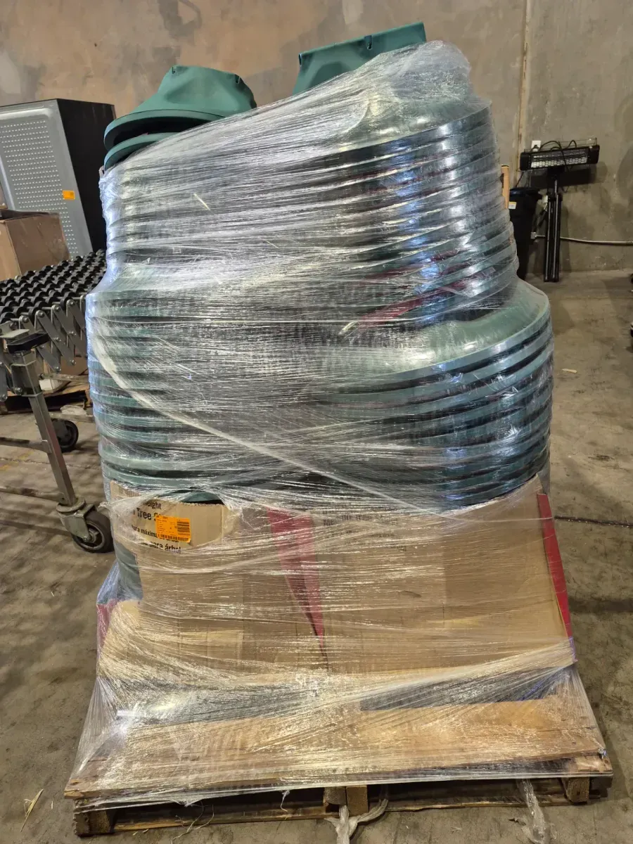 Pallet of 21.65-in Plastic 10-ft Tree Stand - image 3