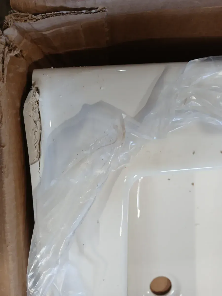 Of the four bathtubs, one is slightly broken in one of the corners, but they are all in very good condition. - image 5