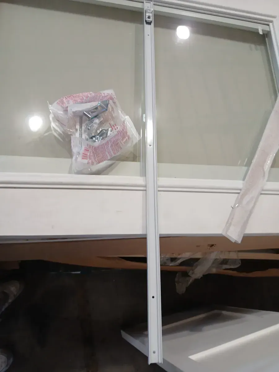 ***has some scratches.***36x in 79 White Shaker 4 Panel Bi-fold Doors - image 4