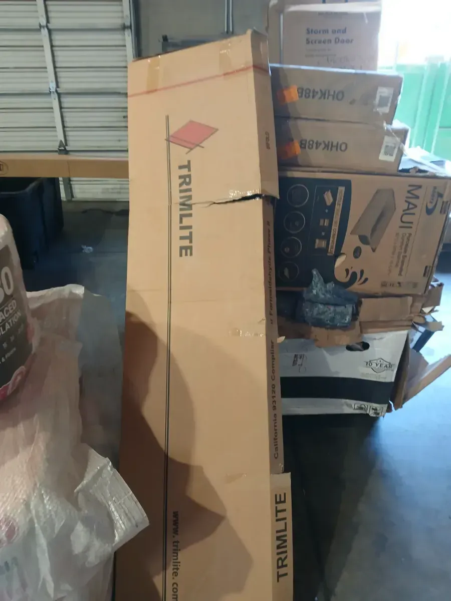 ***minor dents ***36 in. x 80 in. Solid Wood Primed White Unfinished MDF 4-Panel Bi-Fold Door with Hardwarewŵ - image 2