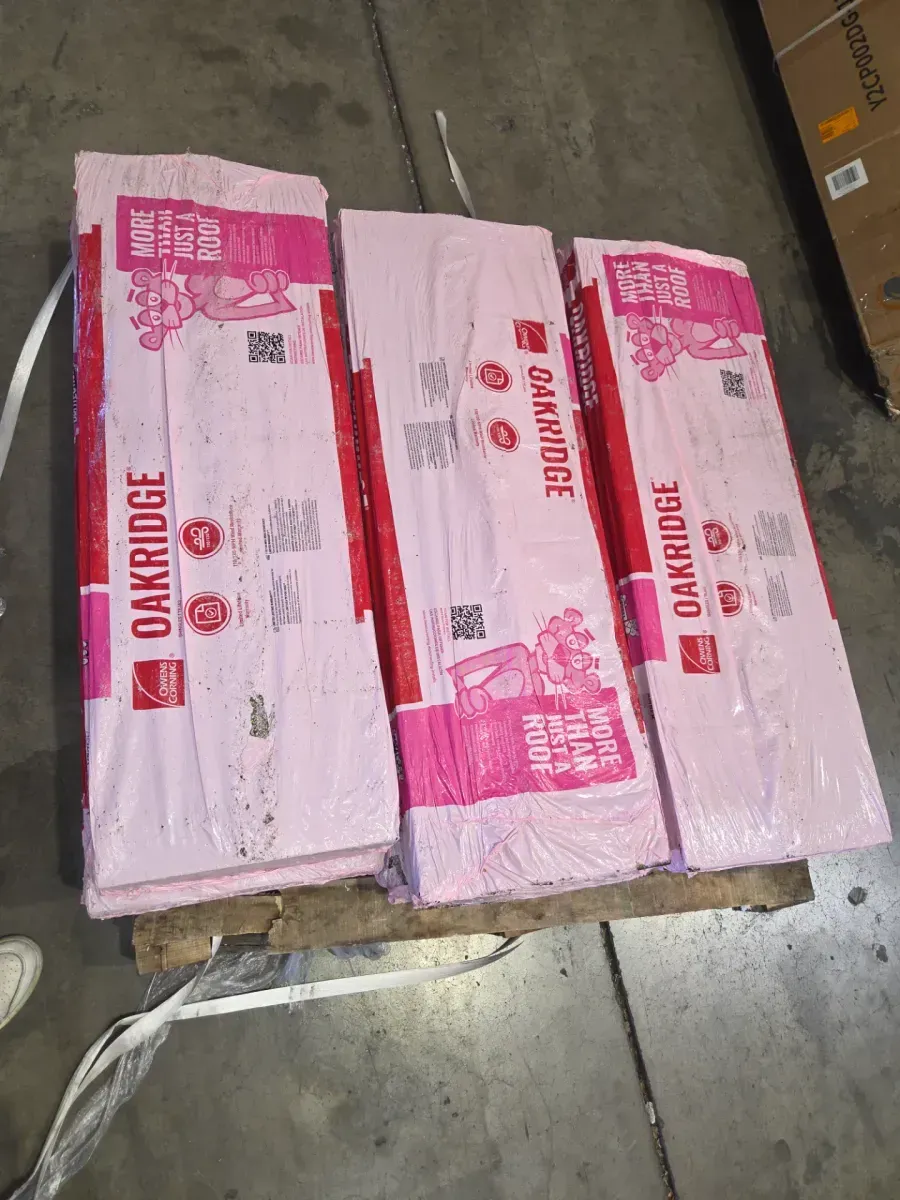 ***pack of 9***Oakridge Traditional AR Asphalt Roof Shingles - Lifetime Limited Warranty Estate Gray (3 BD/SQ) - image 1