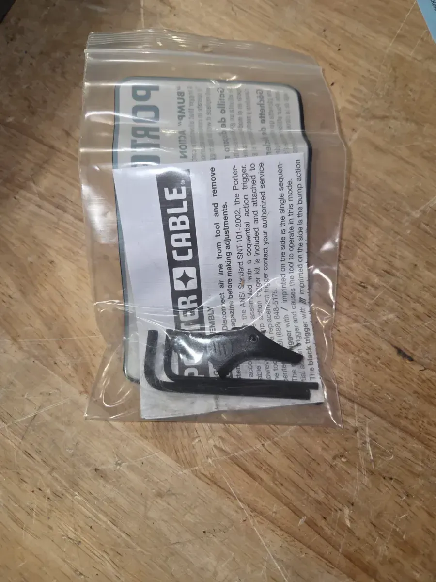 Pneumatic 16-Gauge 2-1/2 in. Nailer Kit - image 4