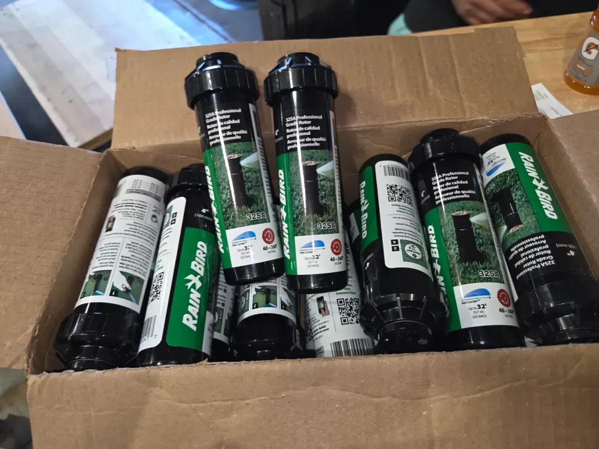 ***pack of 21 32SA 4 in. Rotor Sprinkler (19-32 ft.) and Rotor Sprinkler Screwdriver Tool Combo - image 4