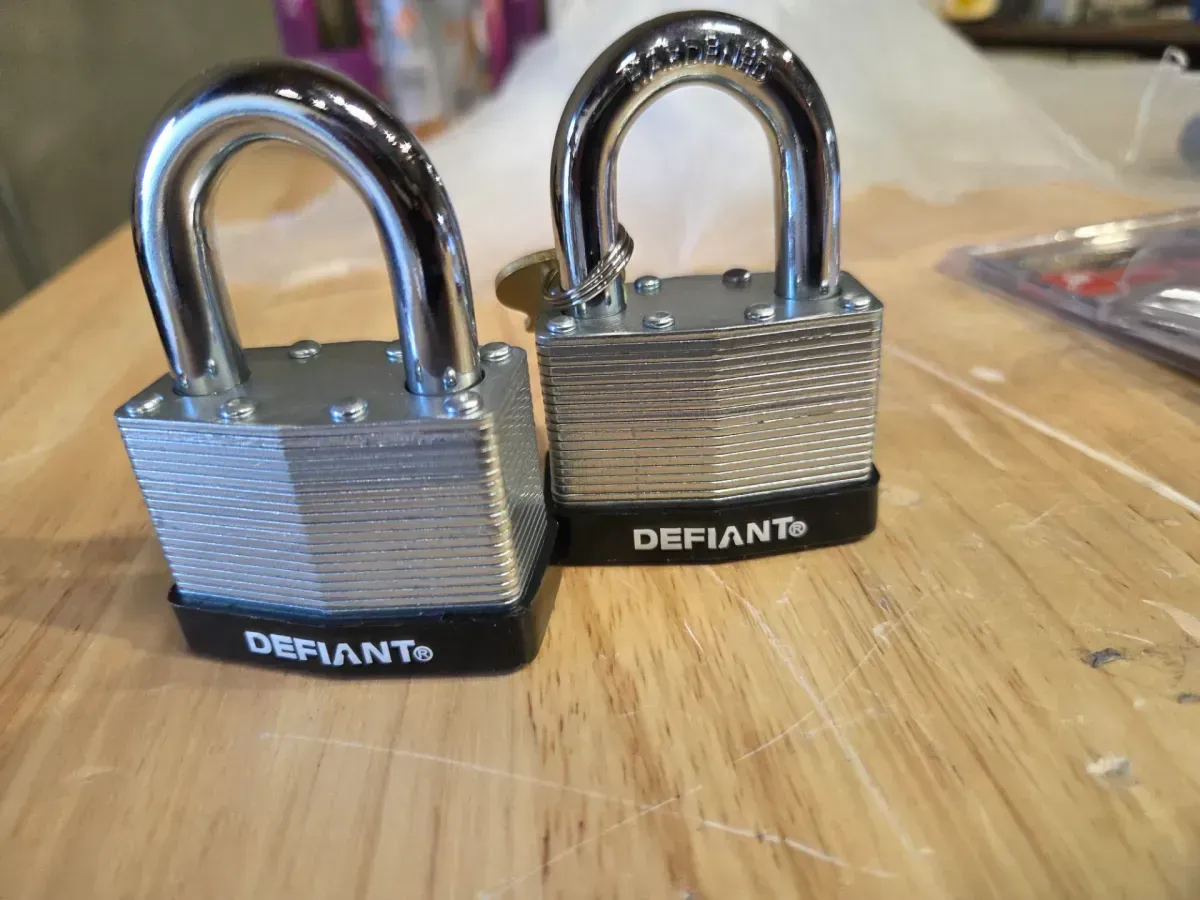 50 mm 1 in. 2-Pack Laminated Steel Shackle Keyed Padlock (Includes 2 Keys) - image 4