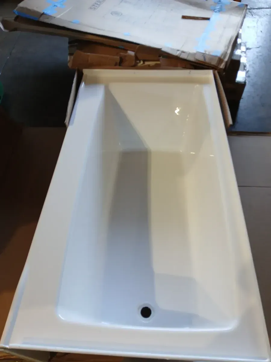 ***There are four bathtubs of different sizes and shapes, and two of them were used.*** - image 4