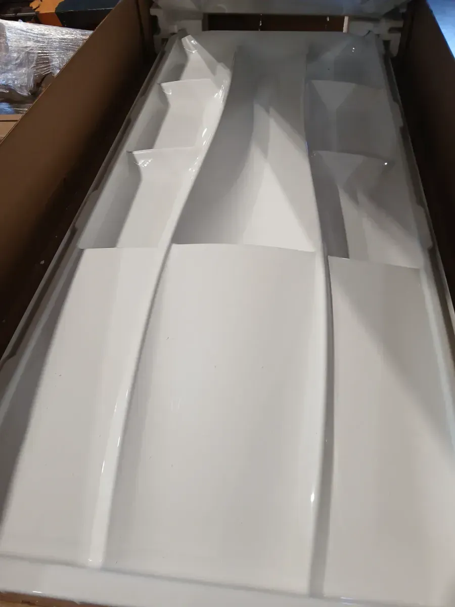 There are 8 pieces of bathroom floor and wall tile; they are in very good condition. - image 12