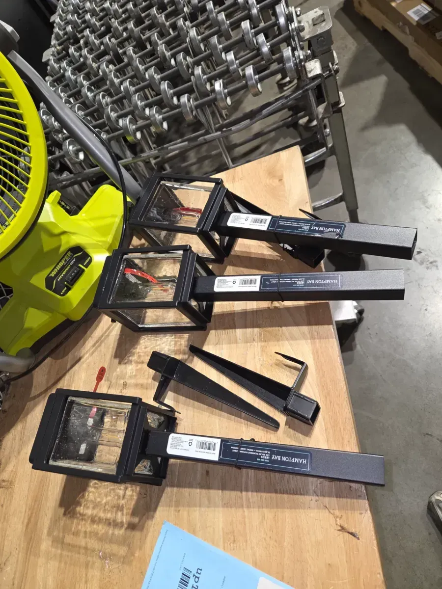 *** Pack of 3 *** Leeds Solar Black LED Path Light with Vintage Bulb & Seedy Glass Lens; 20 Lumens - image 4