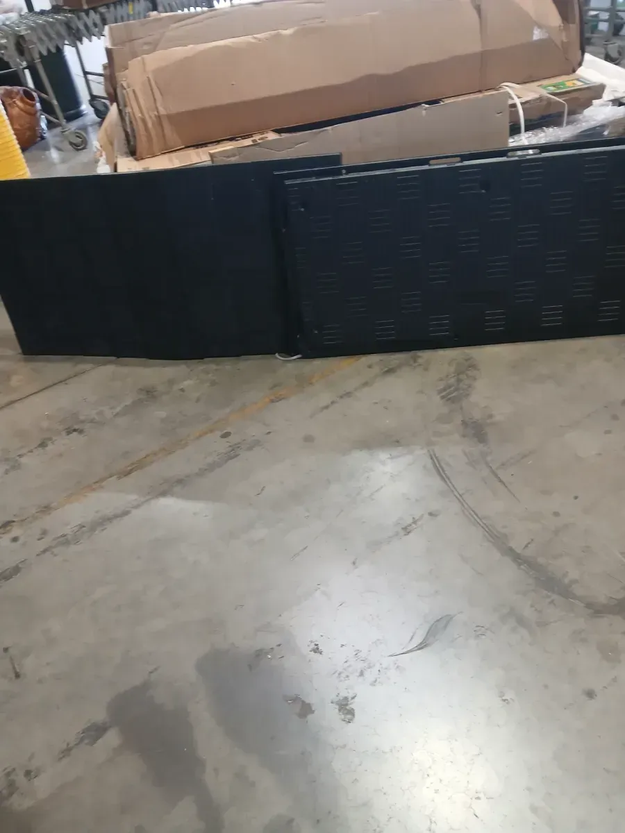 4 ft. W x 2.5 ft. D Vertical Shed - image 3