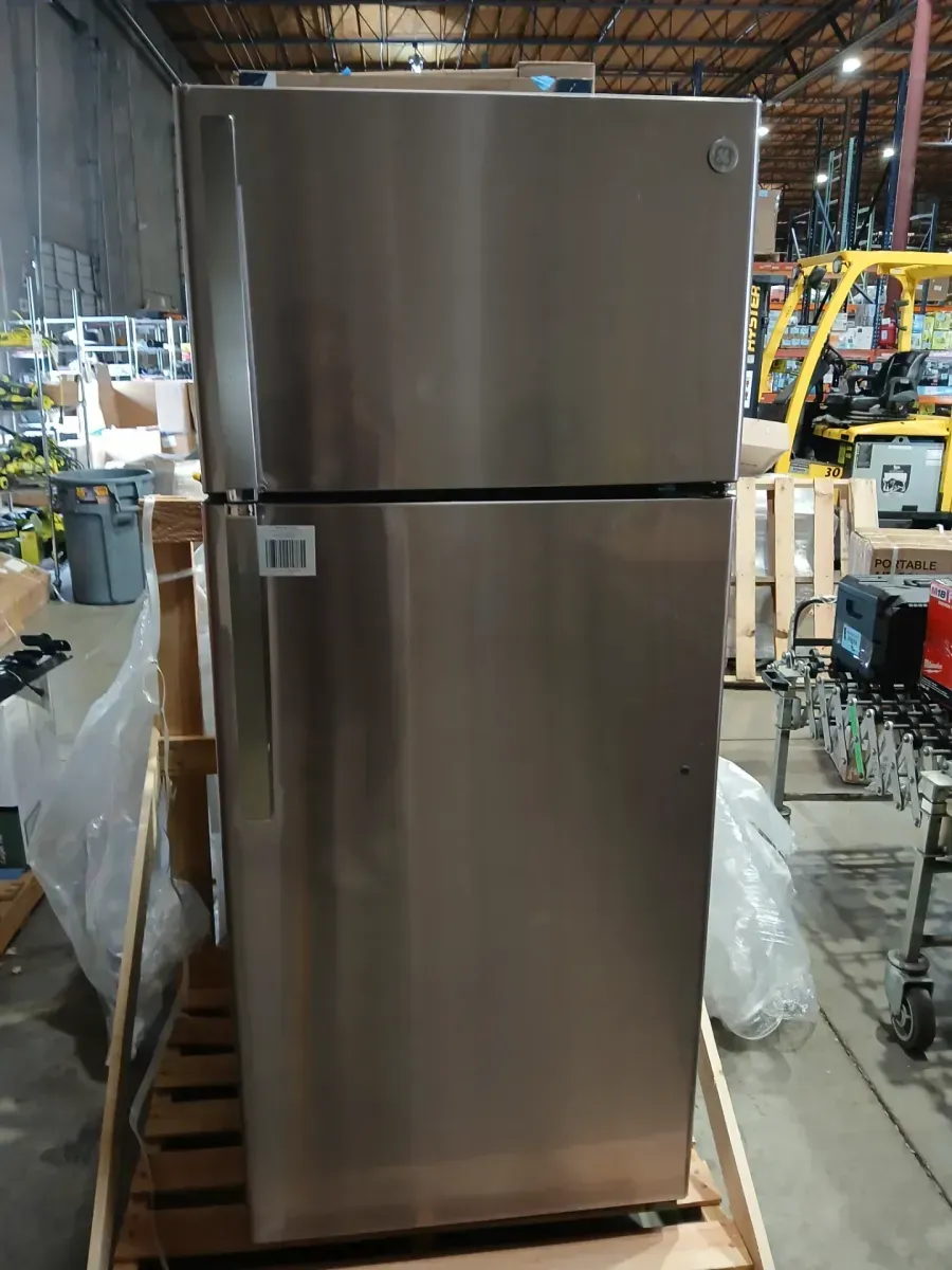 GE Stainless Steel Top-Freezer Refrigerator Ice Maker Model GIE18GSNDRSS - image 5