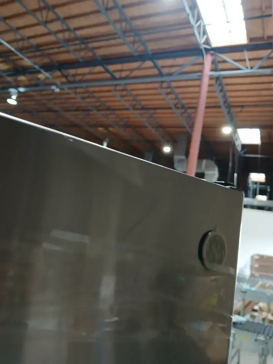 GE Stainless Steel Top-Freezer Refrigerator Ice Maker Model GIE18GSNDRSS - image 7